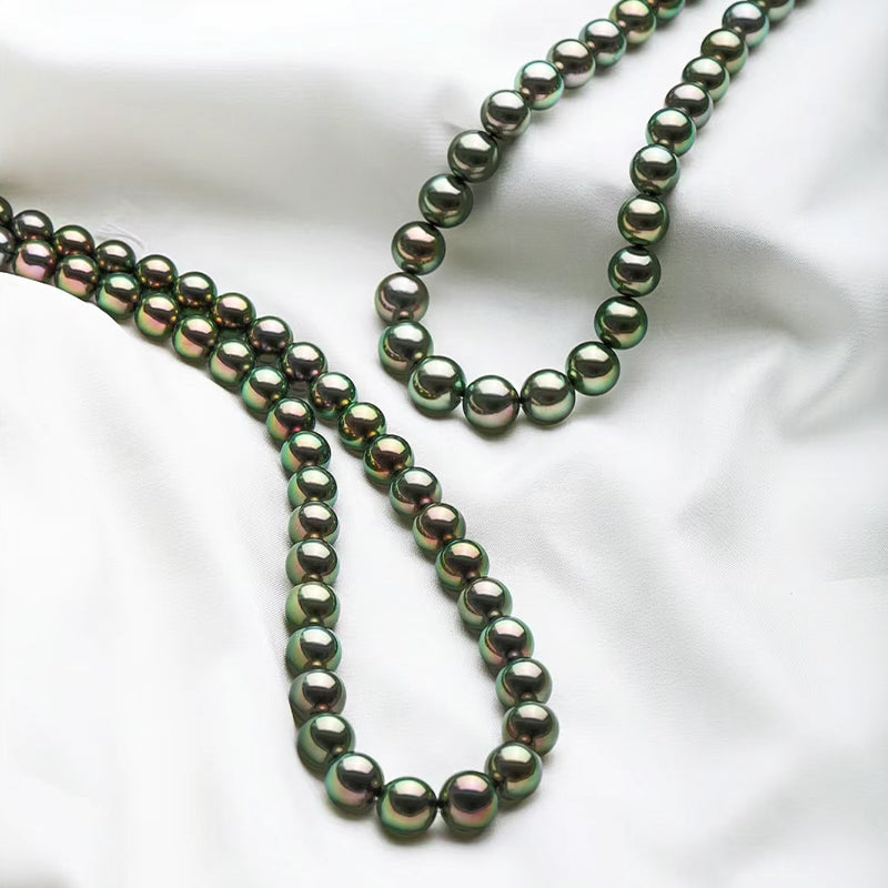 Imitation Tahitian black pearl necklace